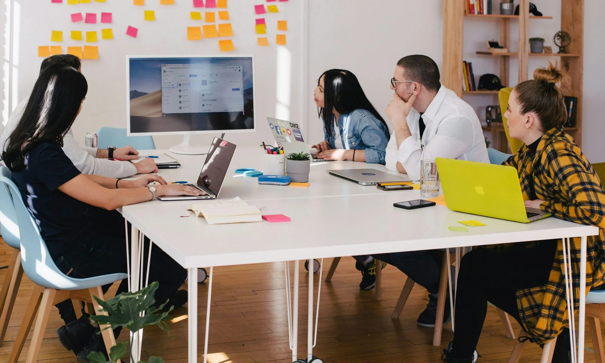 Top Small Business Websites in Canada: A Web Design Inspiration Guide 8